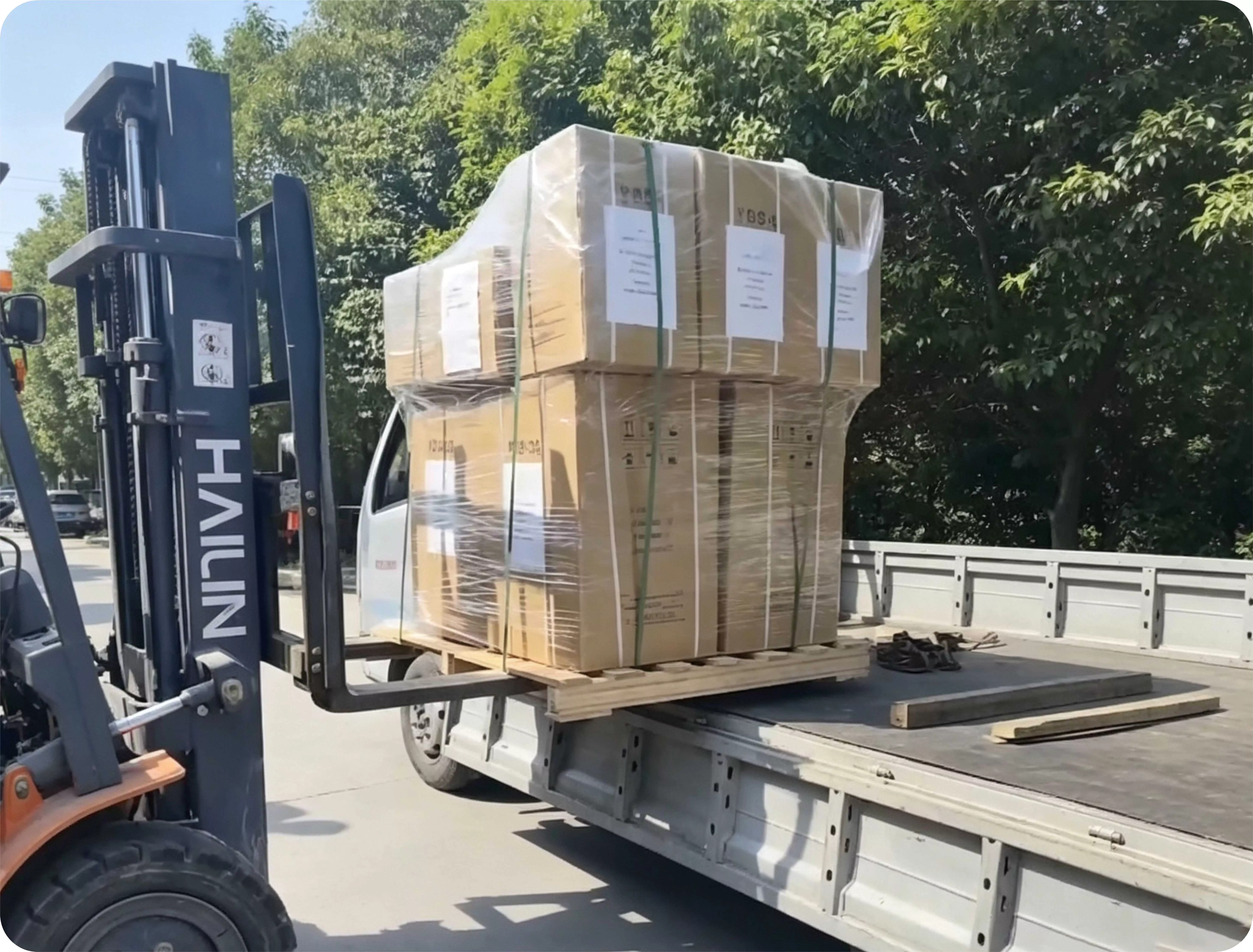 Customized Products Loading & Delivery